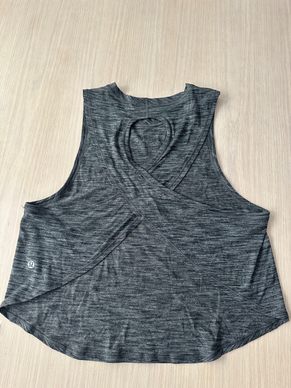 lululemon Heather Charcoal Gray Cross-Back Tank sz 4